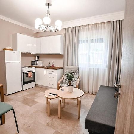 Tip Top Apartment Chalkís 外观 照片